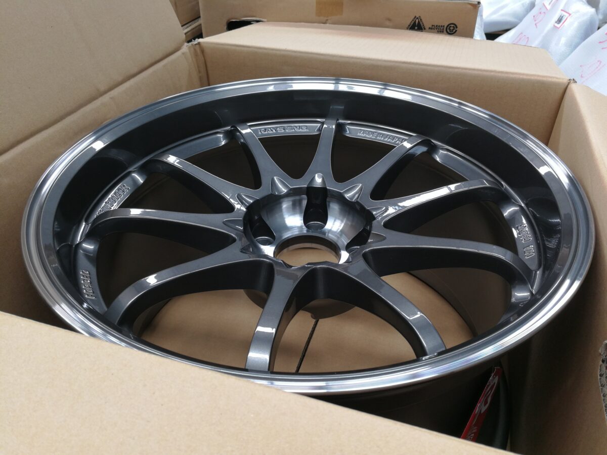 Brand New Rays CE28SL 18 x 10.5 +15 5x114.3 (Set) - Auto Sport Imports