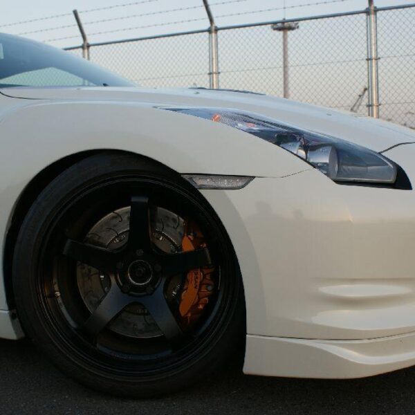 Qest Japan QJ-R551 Front Side Indicator R35 GTR !! SPECIAL ORDER !! - Auto Sport Imports