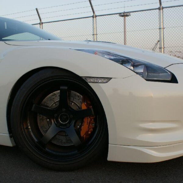 Qest Japan QJ-R552-ver1.1 Front Side Indicator R35 GTR !! SPECIAL ORDER !! - Auto Sport Imports