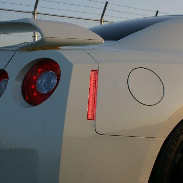 Qest Japan QJ-R581 Rear Side Reflector R35 GTR !! SPECIAL ORDER !! - Auto Sport Imports