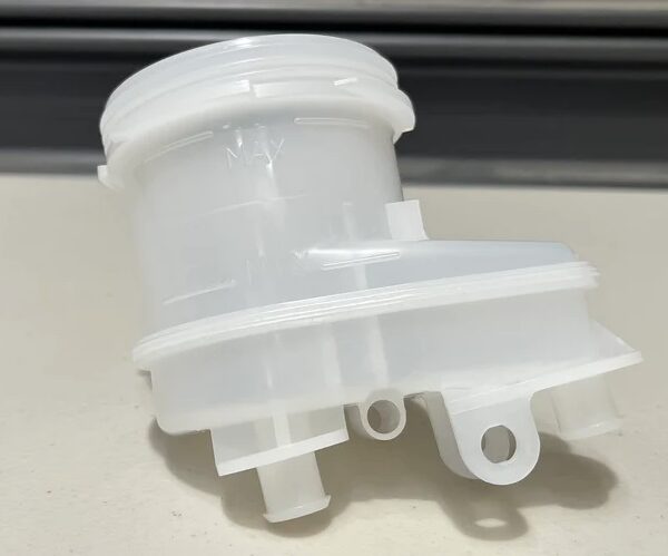 Mitsubishi Brake Fluid Reservoir Tank - EVO 4 5 6 CP9A